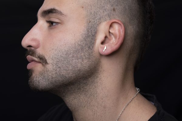 ⁦עגילי סכין כסף צמודים⁩ – תמונה ⁦3⁩